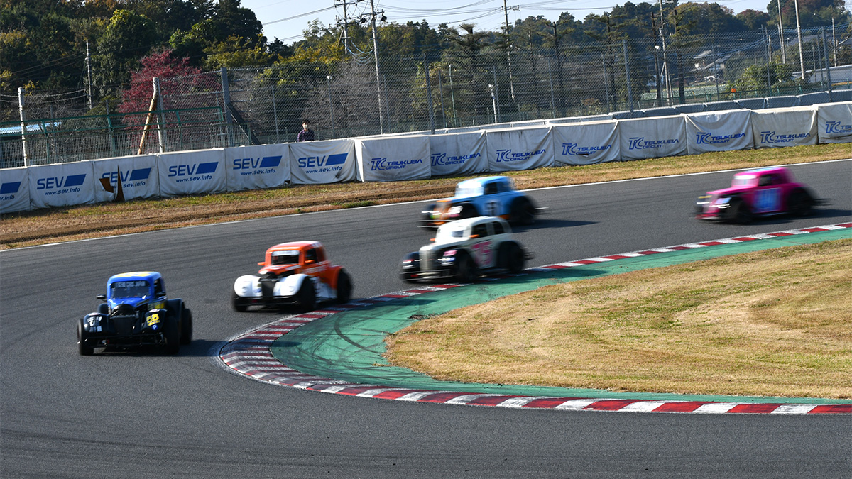 LEGEND CARS RACE