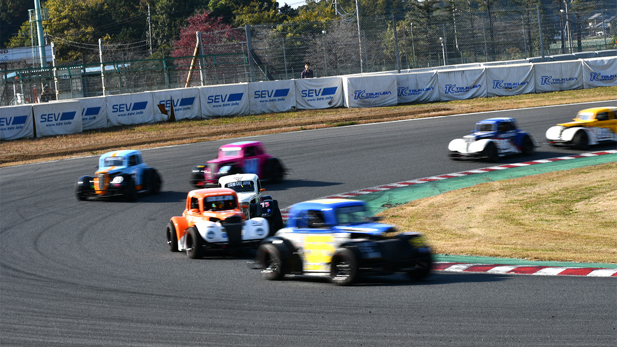 LEGEND CARS RACE