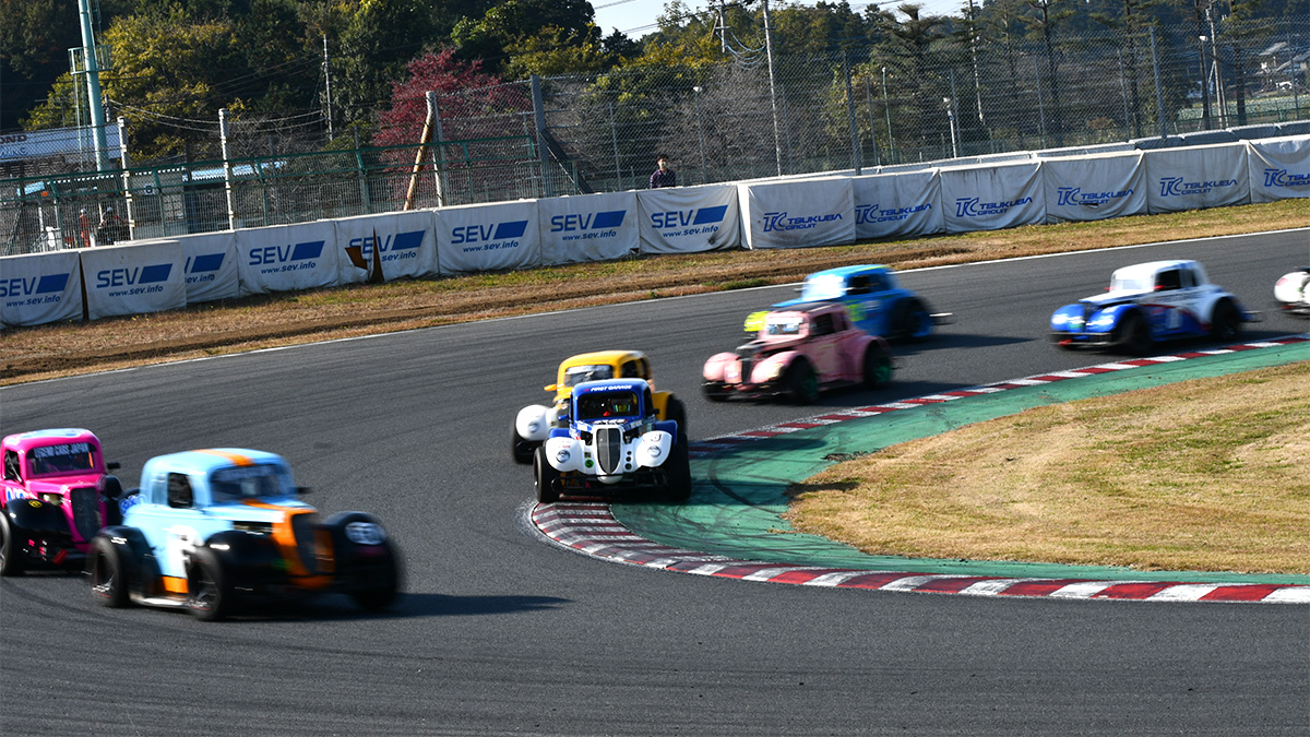 LEGEND CARS RACE