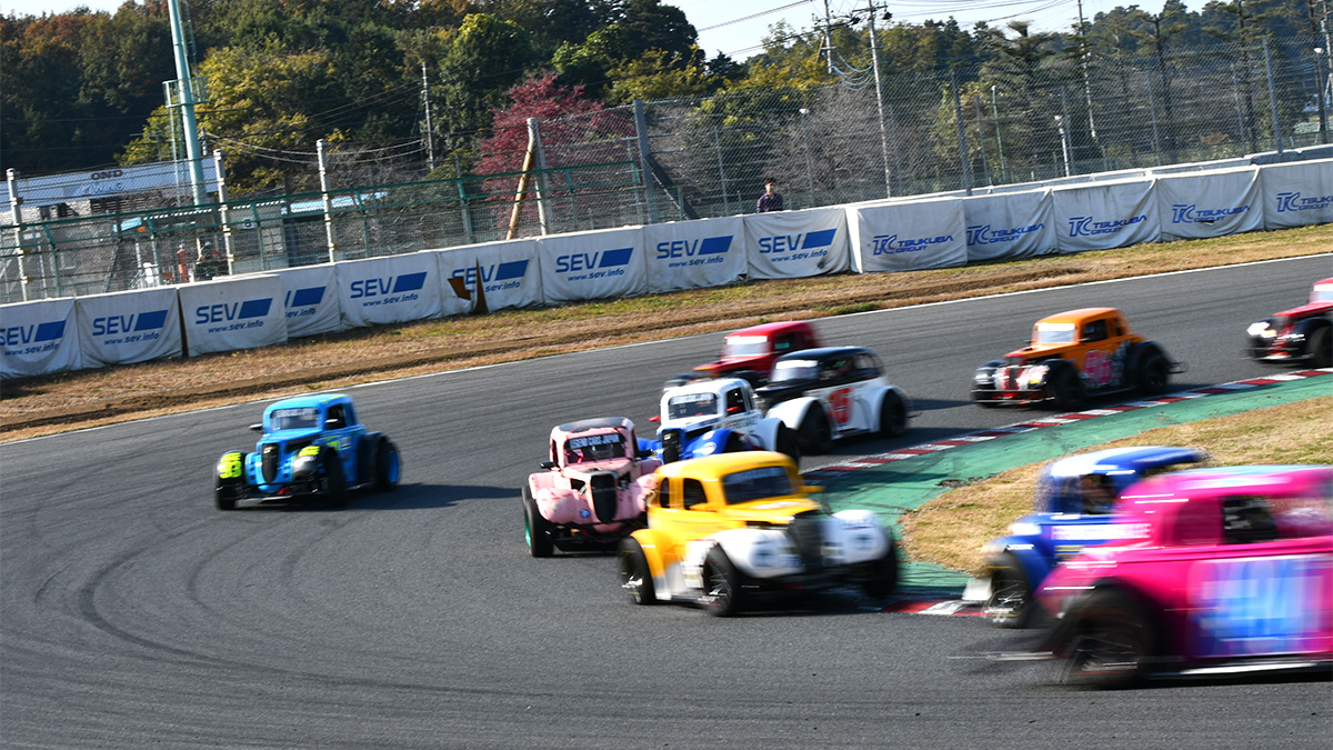 LEGEND CARS RACE