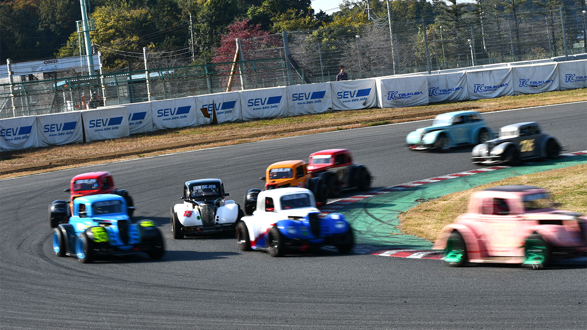 LEGEND CARS RACE