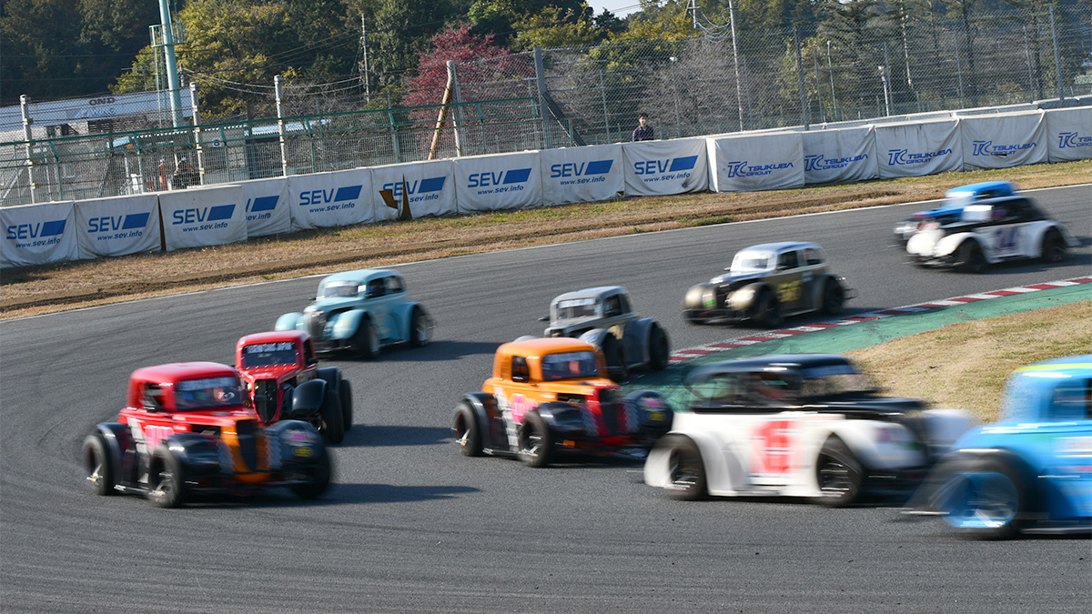 LEGEND CARS RACE
