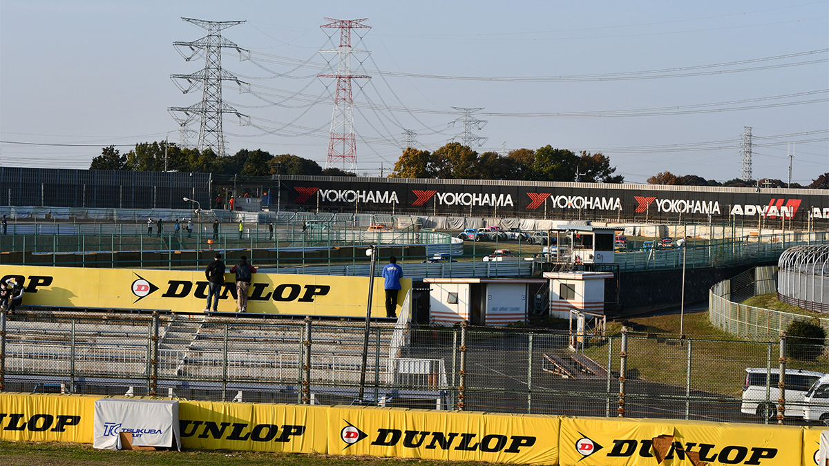 LEGEND CARS RACE