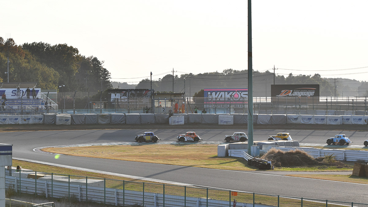 LEGEND CARS RACE