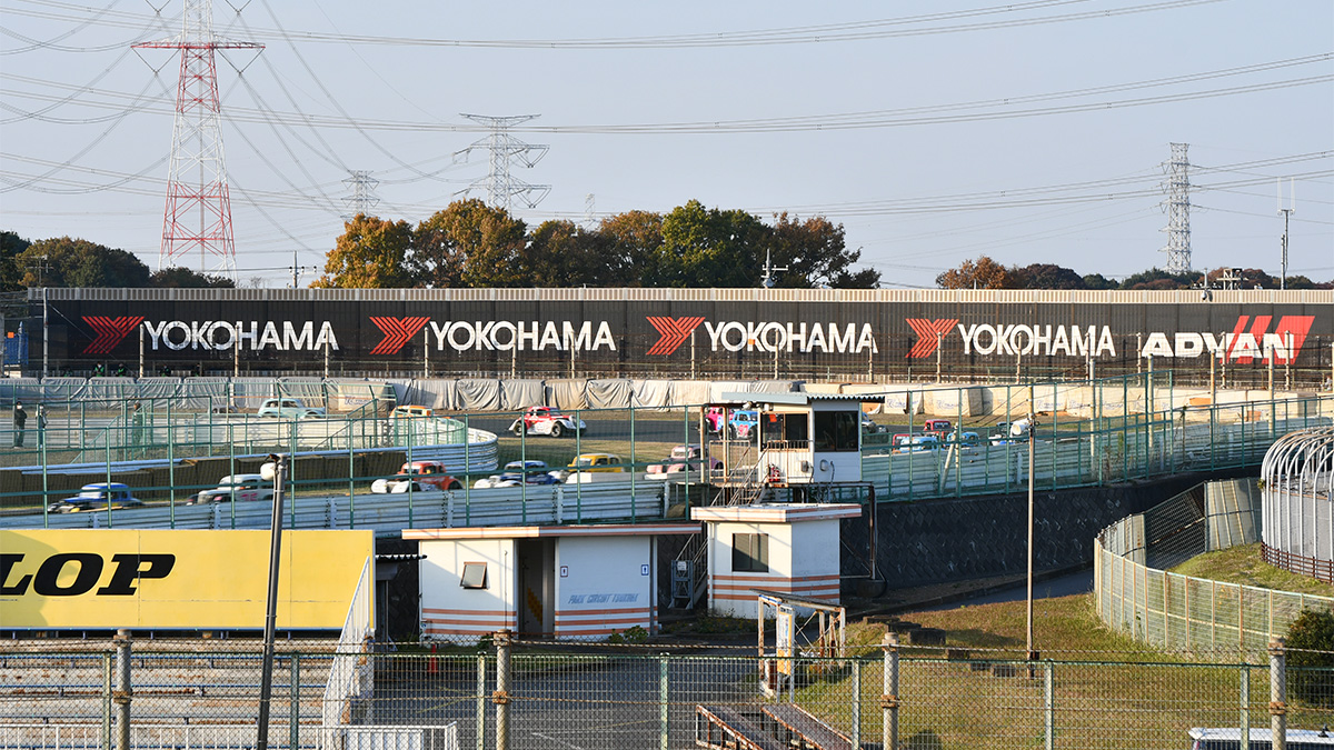 LEGEND CARS RACE