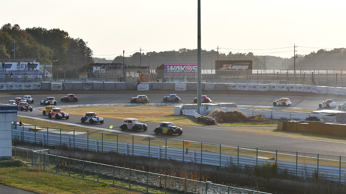 LEGEND CARS RACE