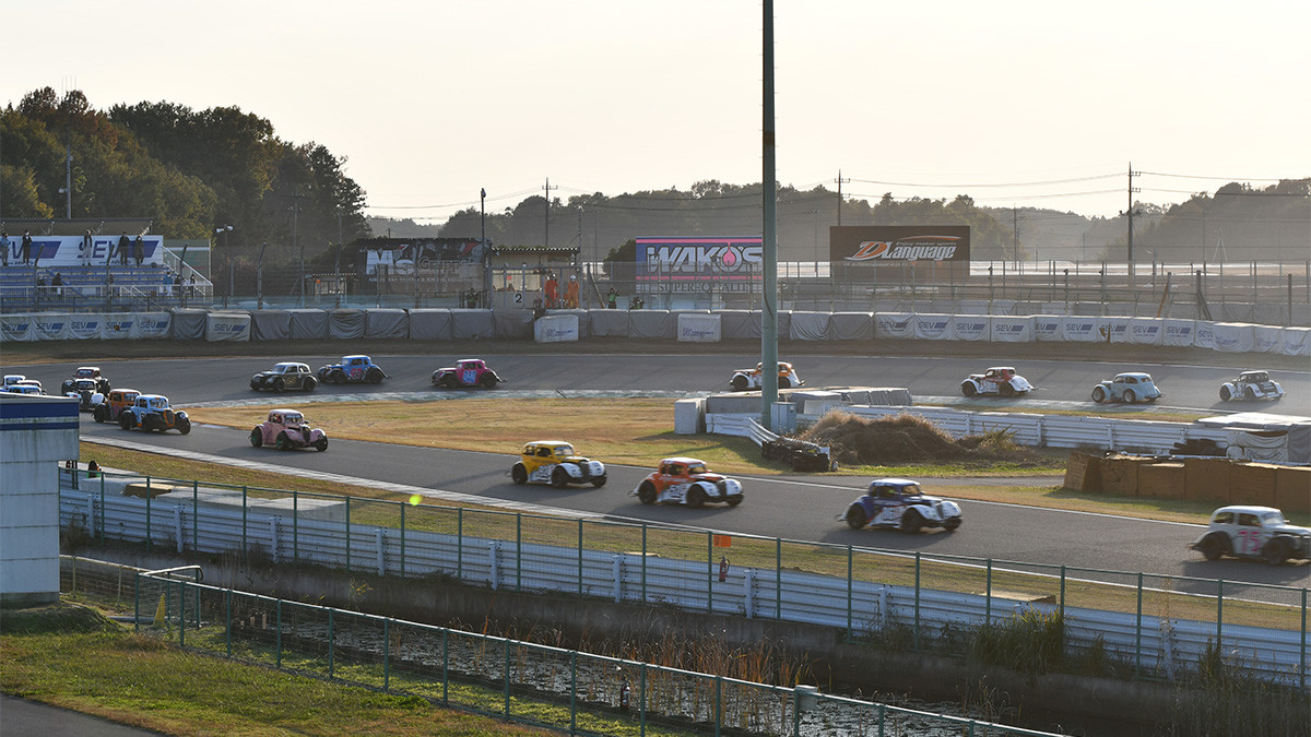 LEGEND CARS RACE