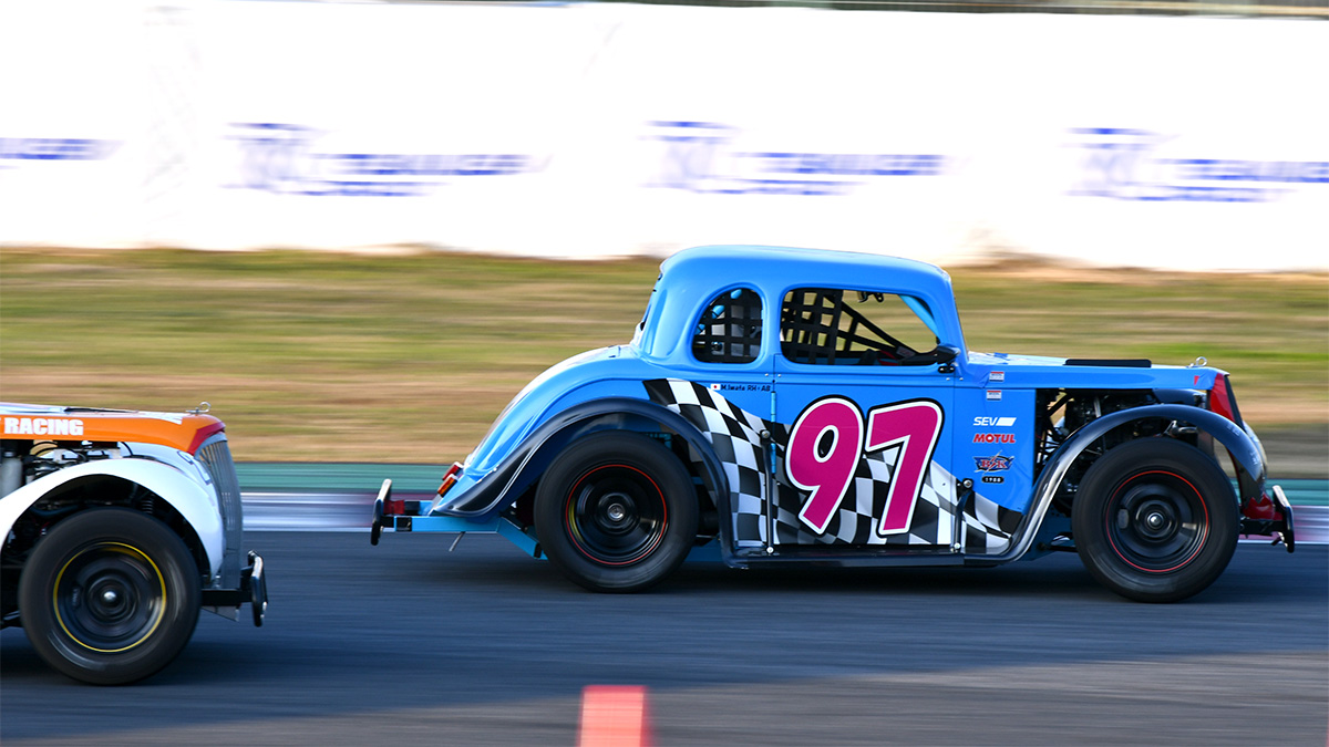 LEGEND CARS RACE