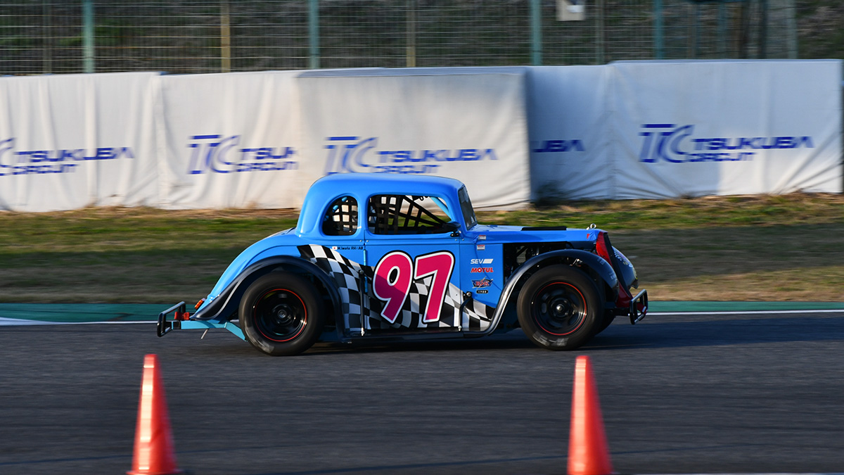 LEGEND CARS RACE