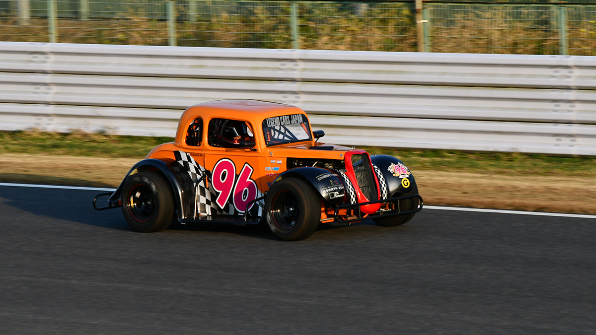 LEGEND CARS RACE