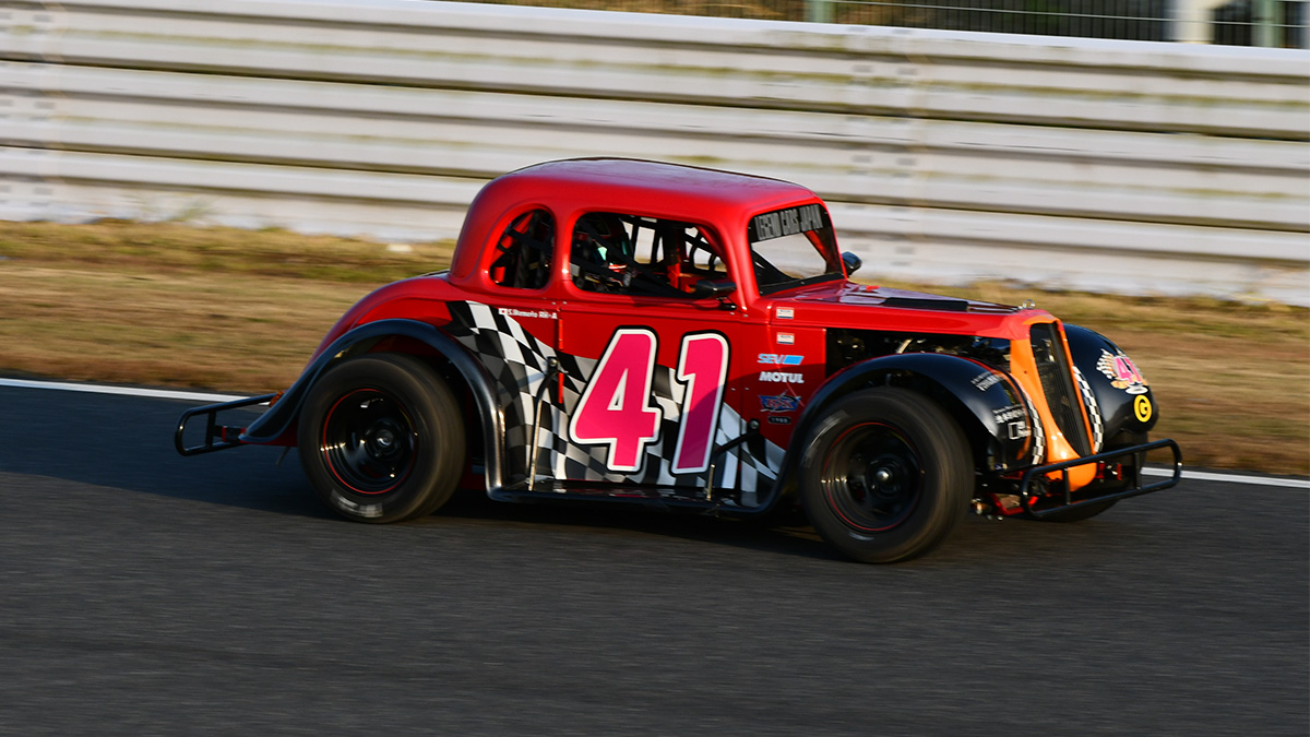 LEGEND CARS RACE