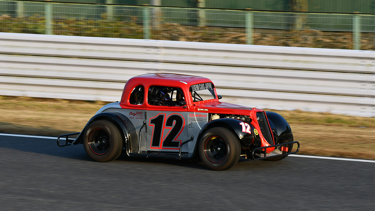 LEGEND CARS RACE