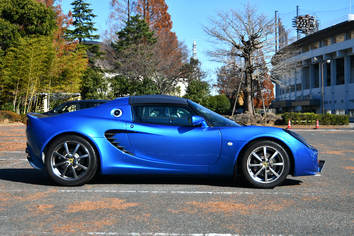 LOTUS Elise Î