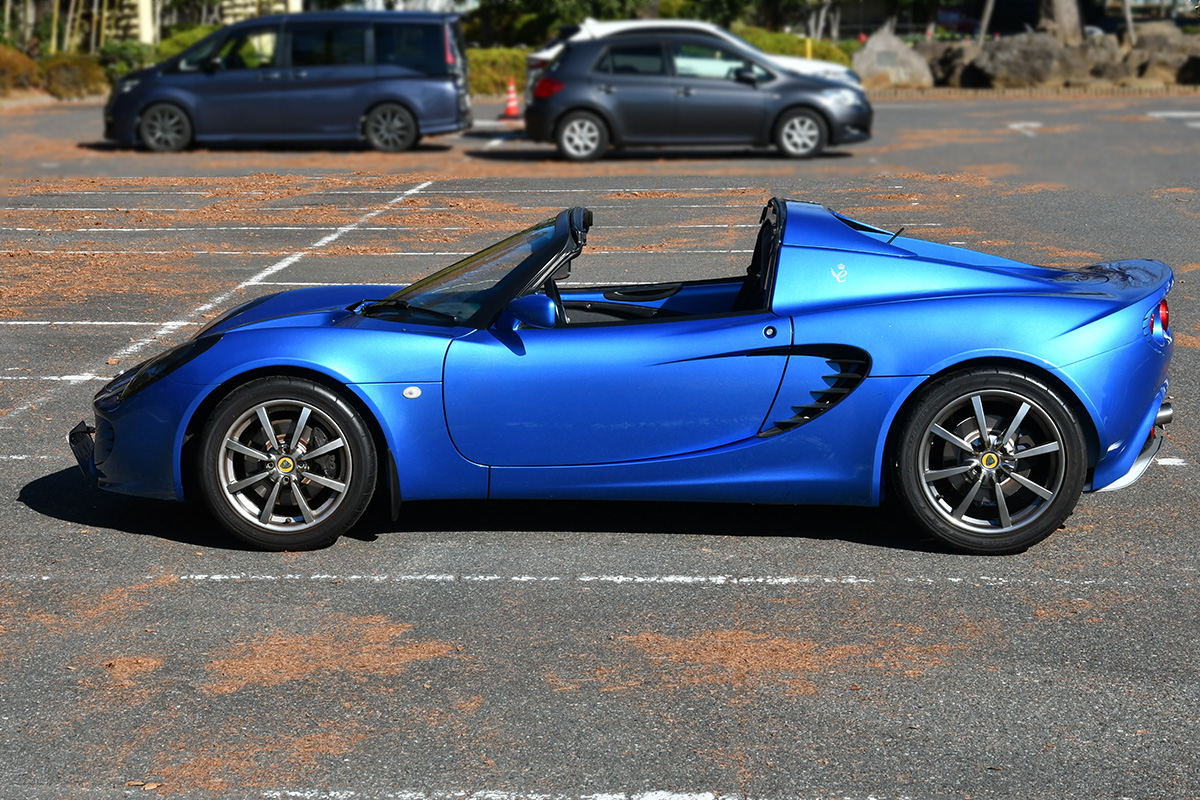 LOTUS Elise Î