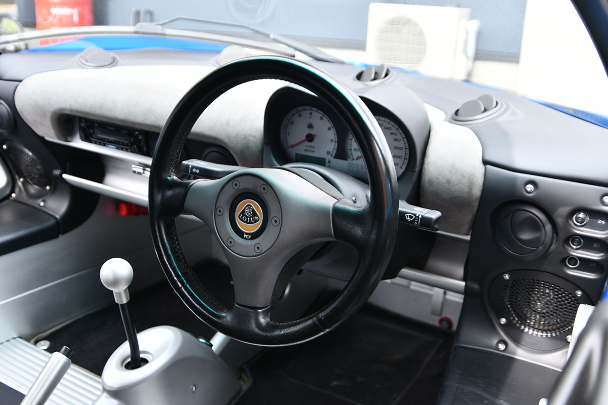 LOTUS Elise 中古車