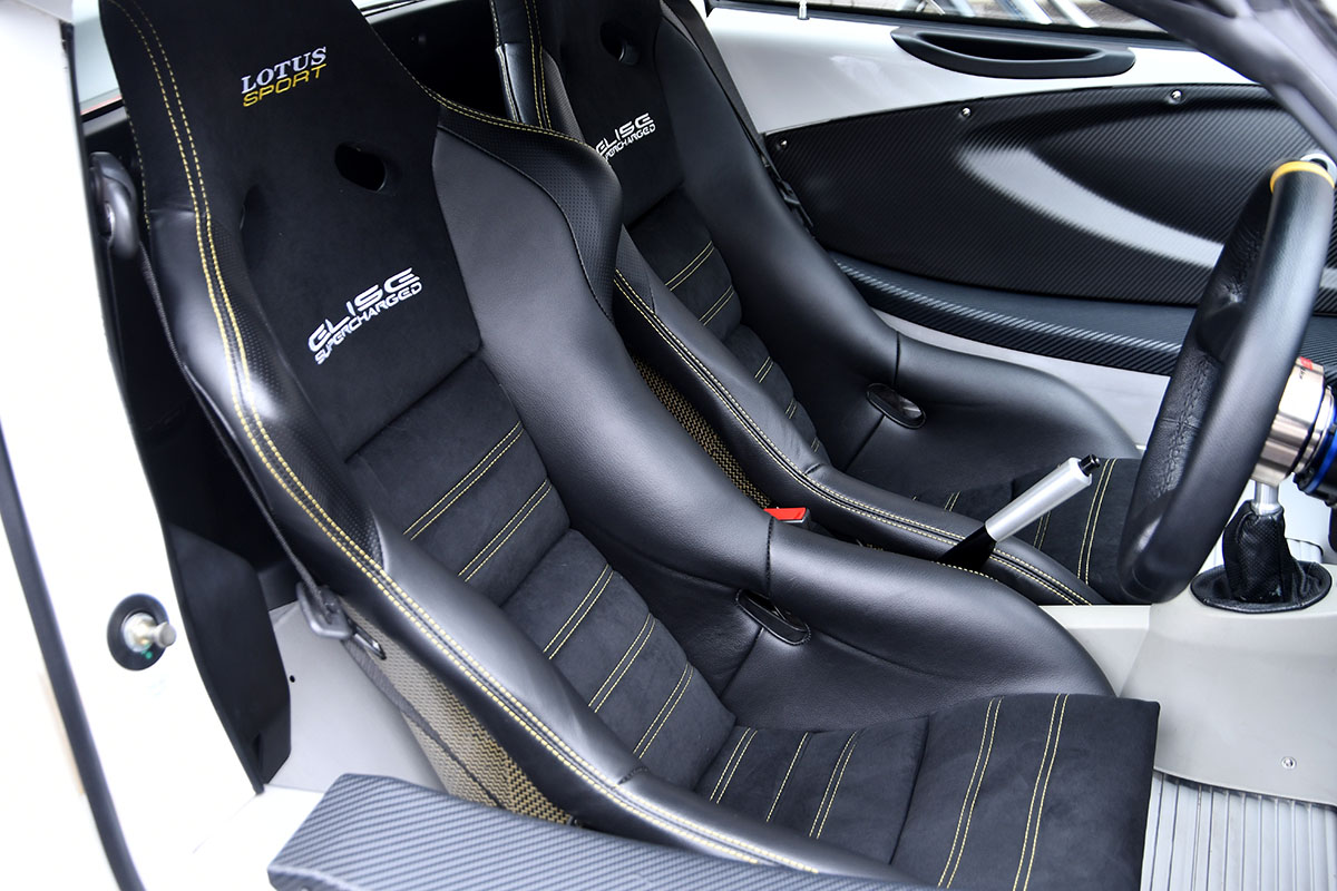 LOTUS ELISE　EXIGE 中古車