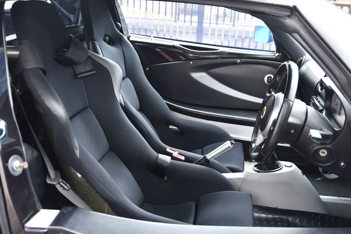 LOTUS ELISE　EXIGE 中古車