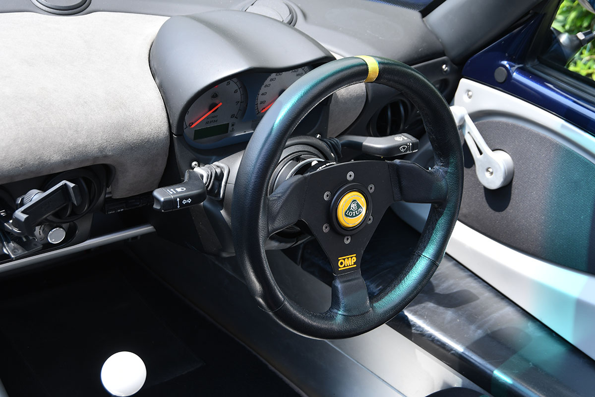 LOTUS ELISE　EXIGE 中古車